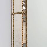 Grand miroir vénitien en mosaïque trapèze du XXe siècle avec guirlandes en laiton