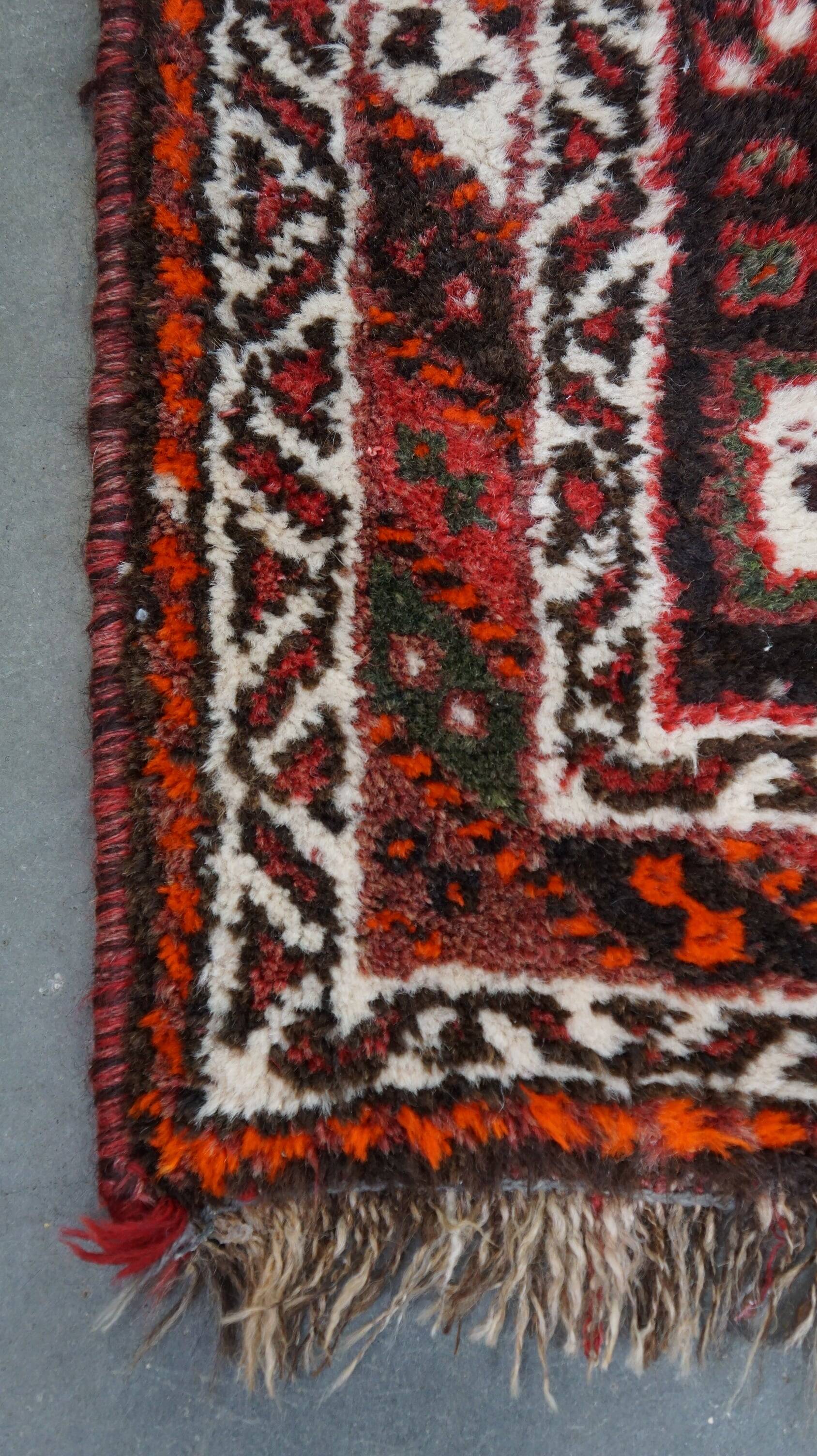 Tapis oriental antique rouge/marron 135x87cm