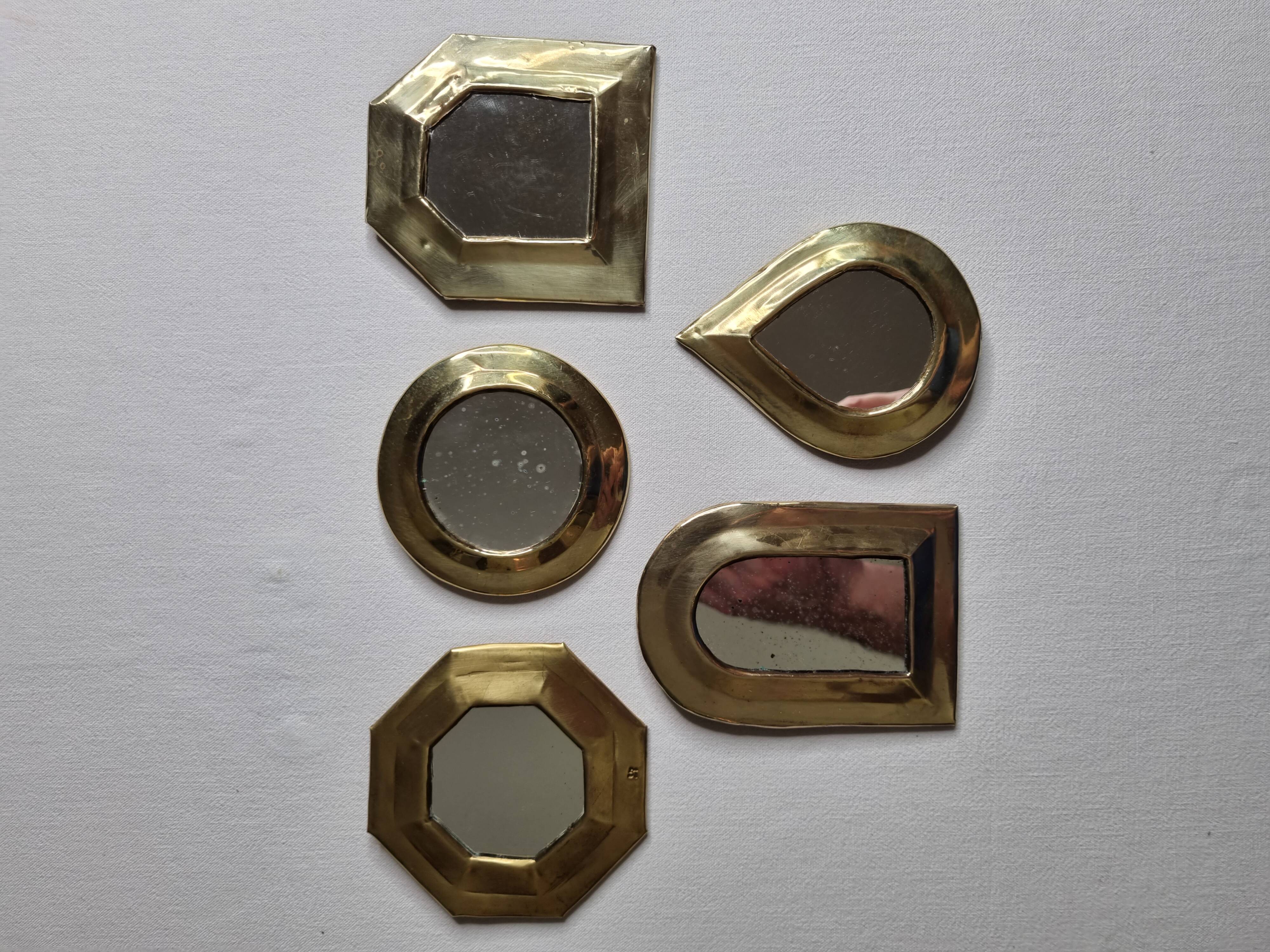 Ensemble de 5 miroirs marocains en laiton vintage 9x9cm