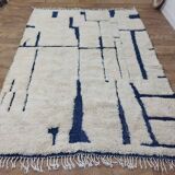 Tapis berbère marocain en laine écru et bleu – 283 x 188 cm