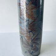 Vase tubulaire en céramique signé