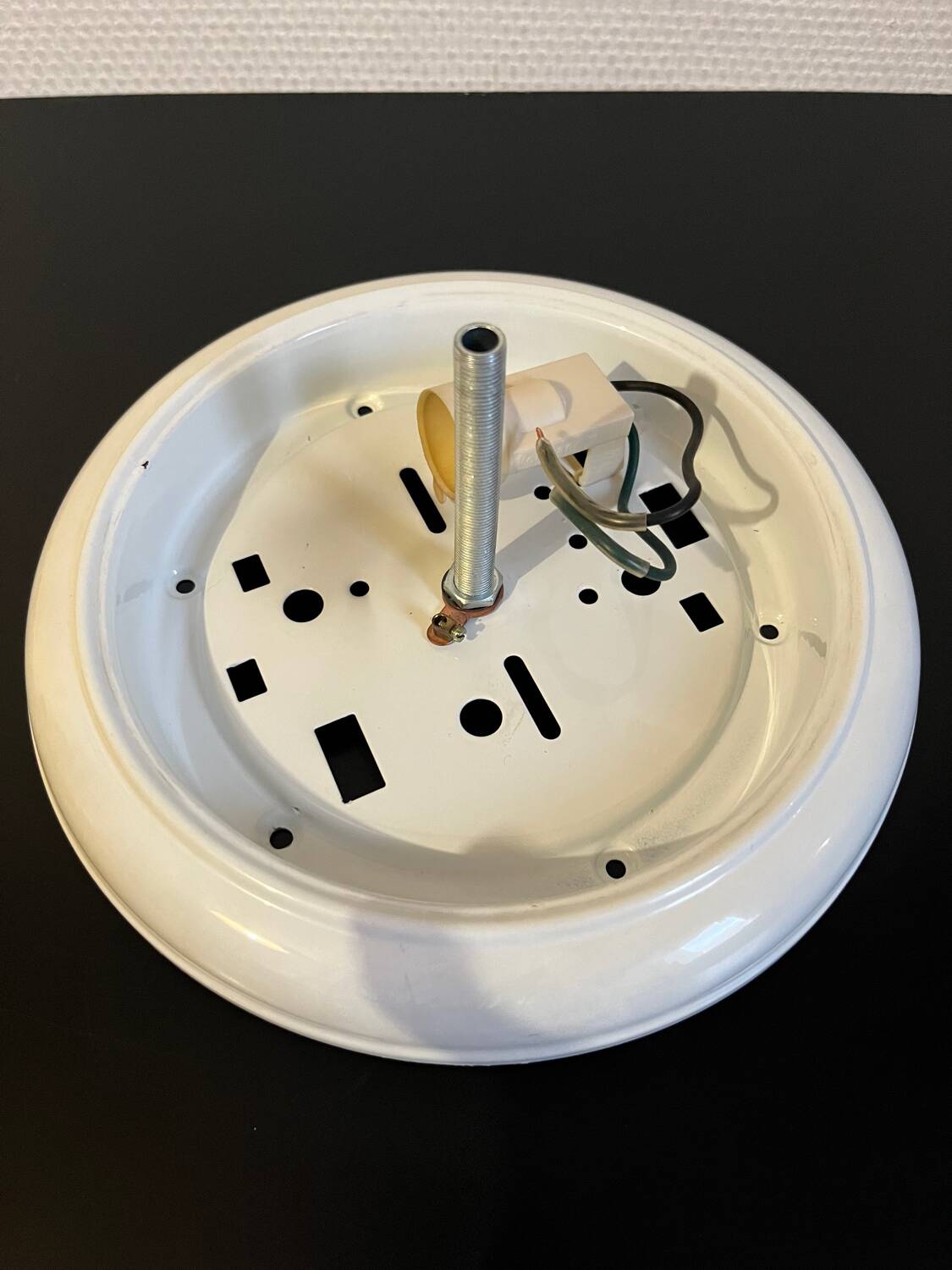 Metal and chiseled glass suspension ceiling light