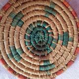 4 braided bottle mats
