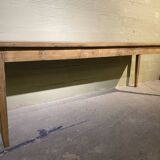 Farm table