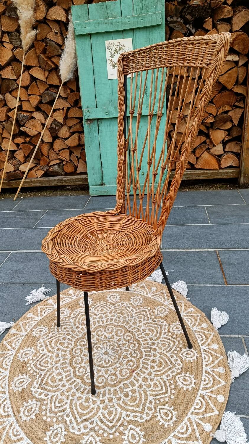 Chaise en rotin et métal