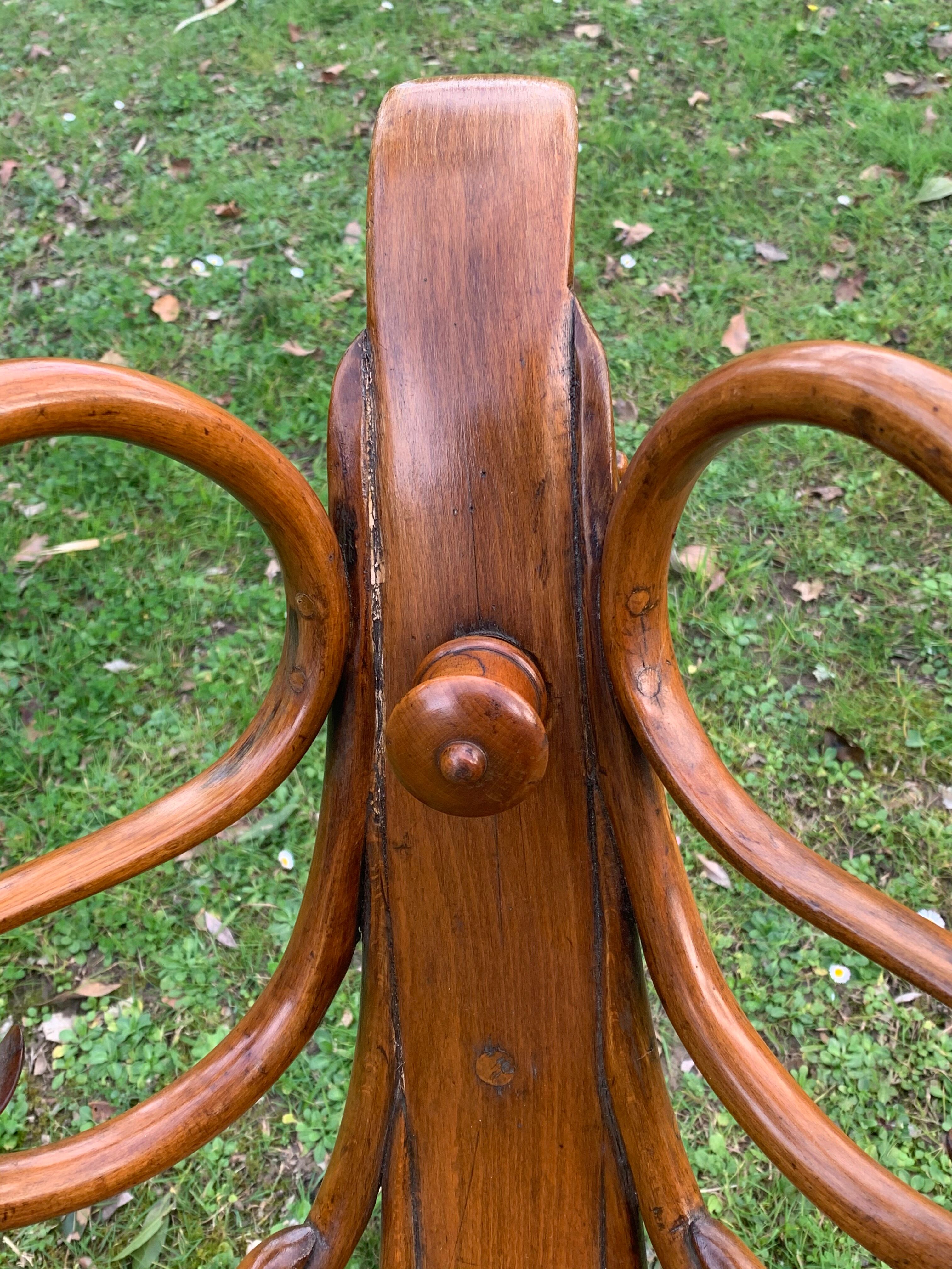 Antique Kohn wooden rocking cradle, cot or bassinet, 1900