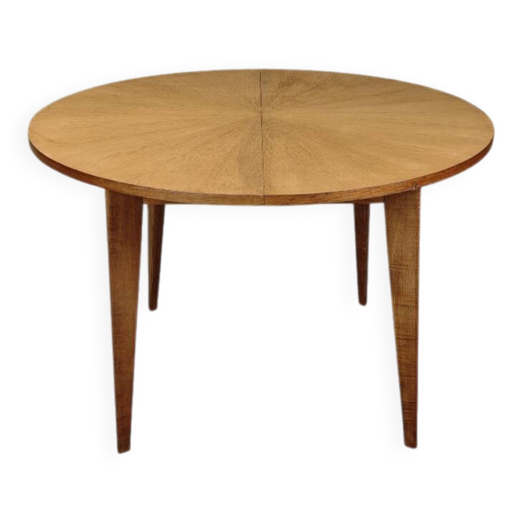 Extendable round table