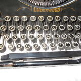 UNDERWOOD TYPEWRITER
