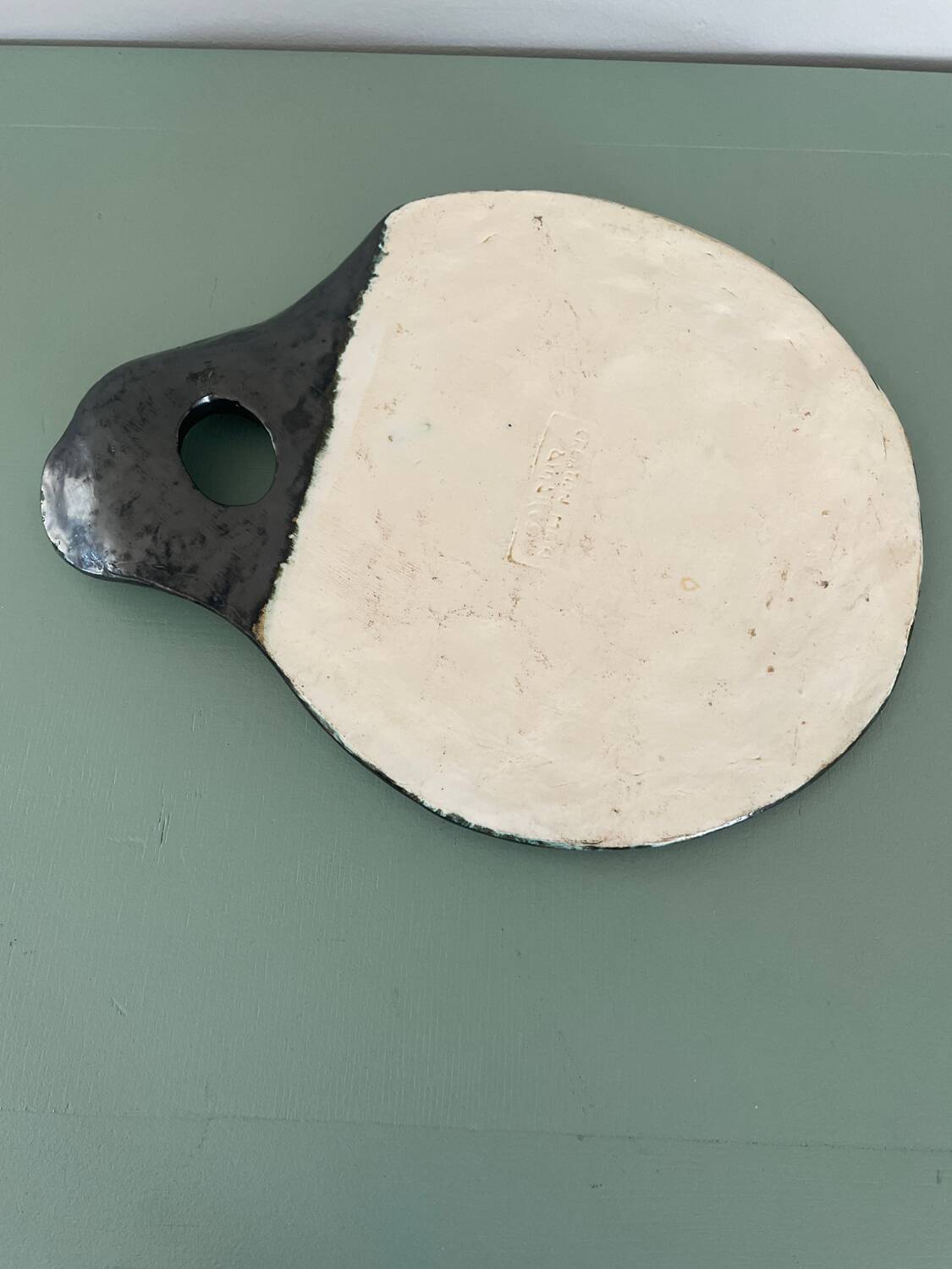 Céramique en doré de palette de peinture ,plat