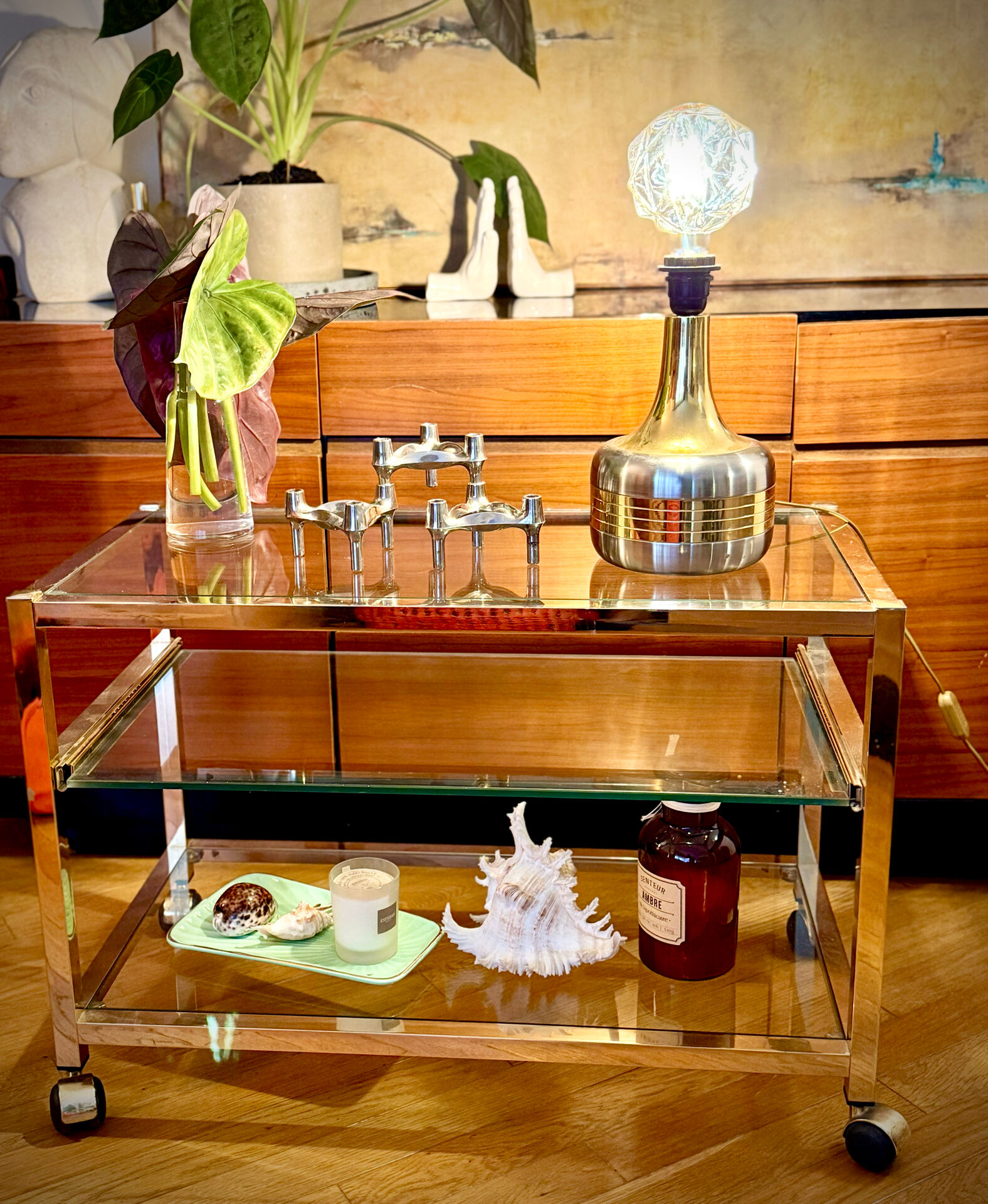 Title: Hollywood Regency chrome & glass side table – 1970s