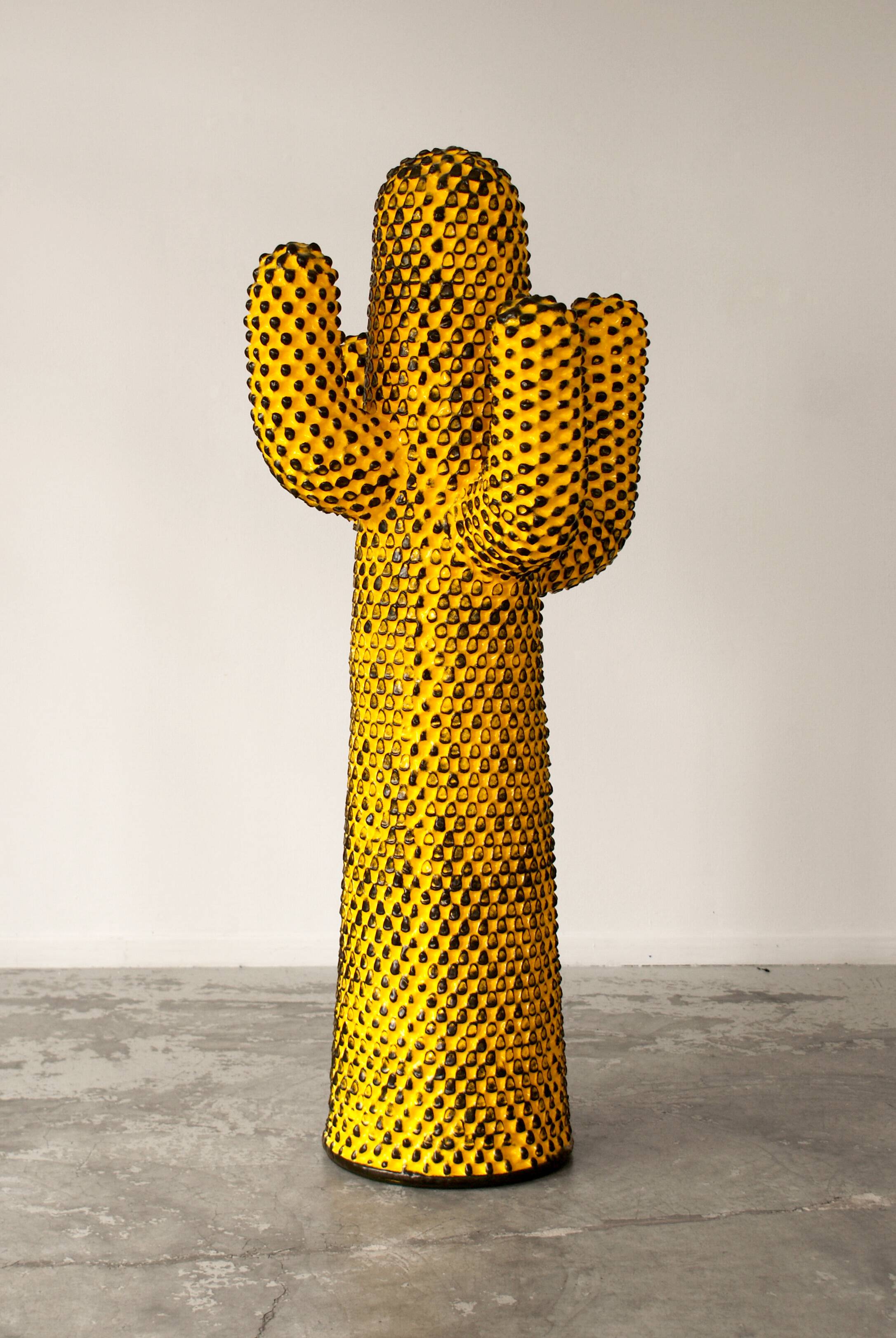 Porte manteau sculpture Cactus de Drocco & Mello - Gufram