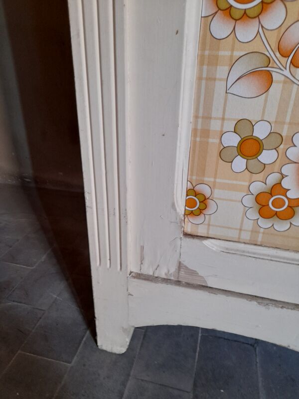 Buffet 2 corps parisien en sapin année 50