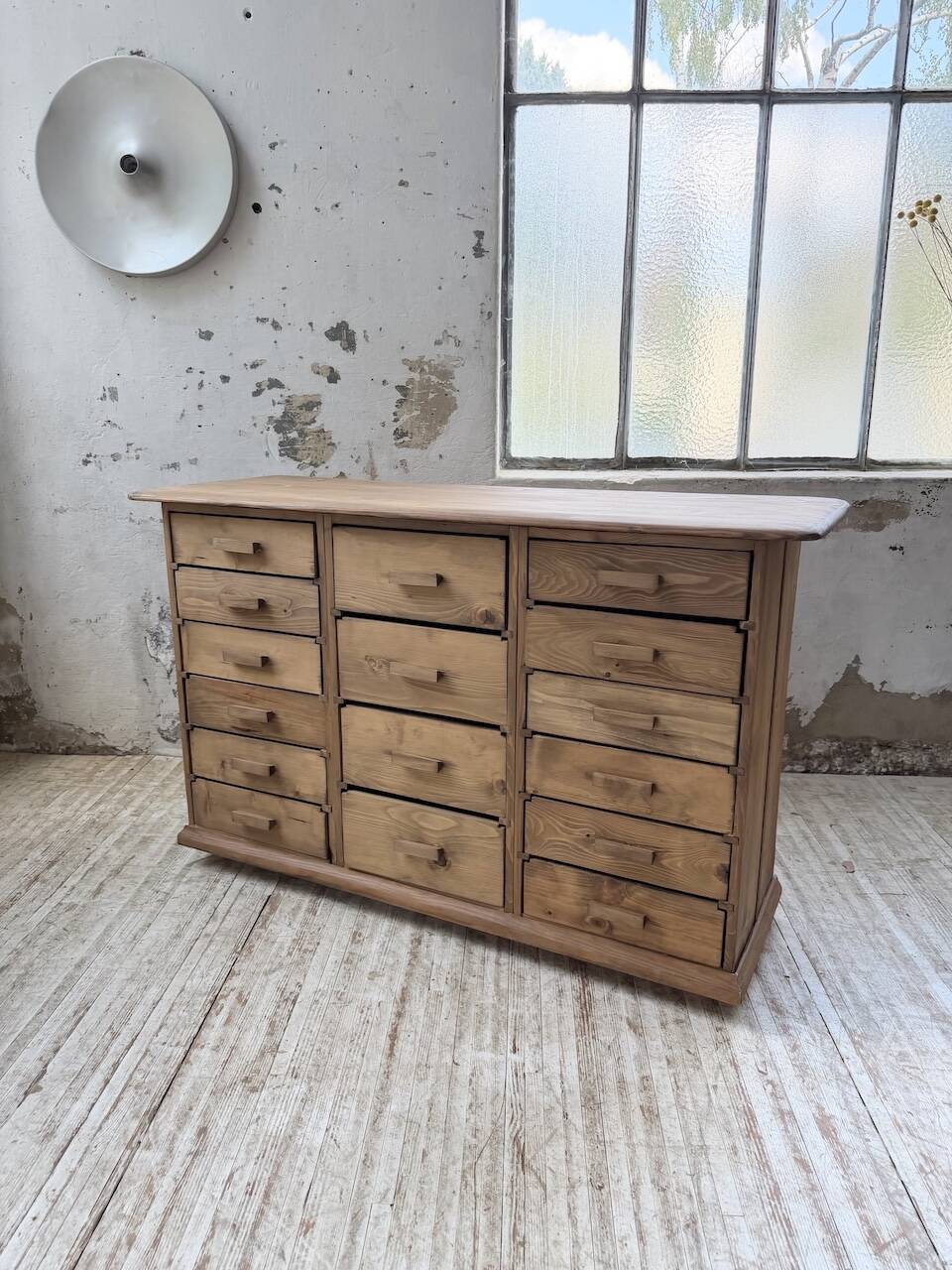 Meuble de métier en pin 1950