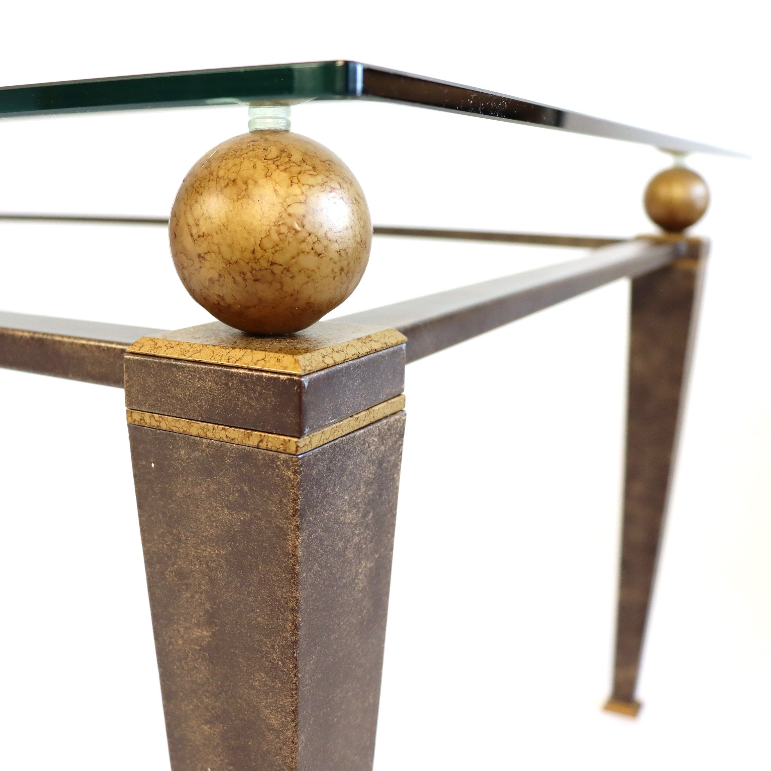 Table basse en métal