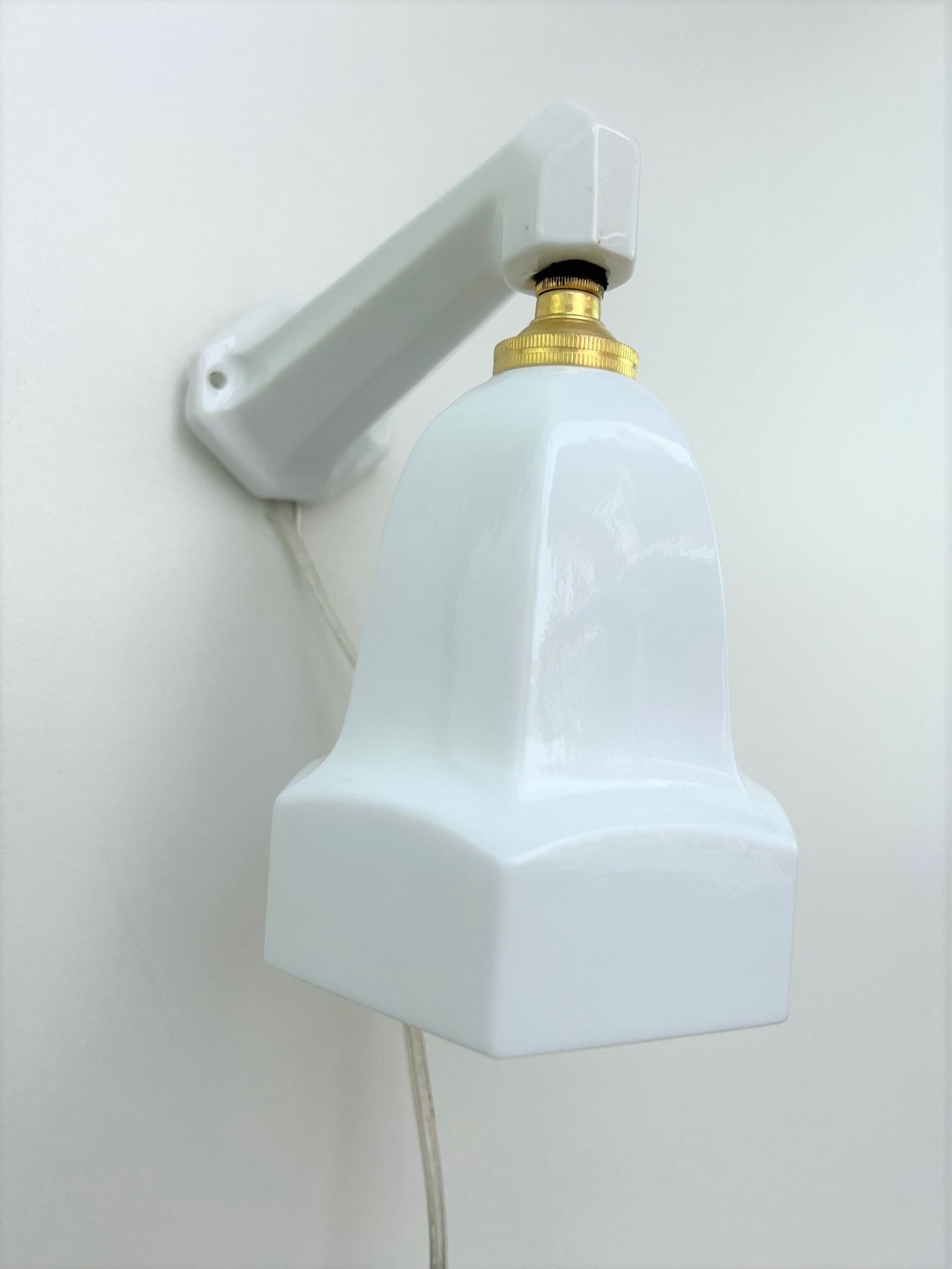 wall lamp old bathroom 1930 1940 opaline and porcelain legrand