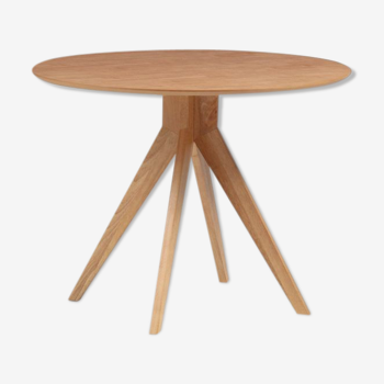 Light wood tripod round table