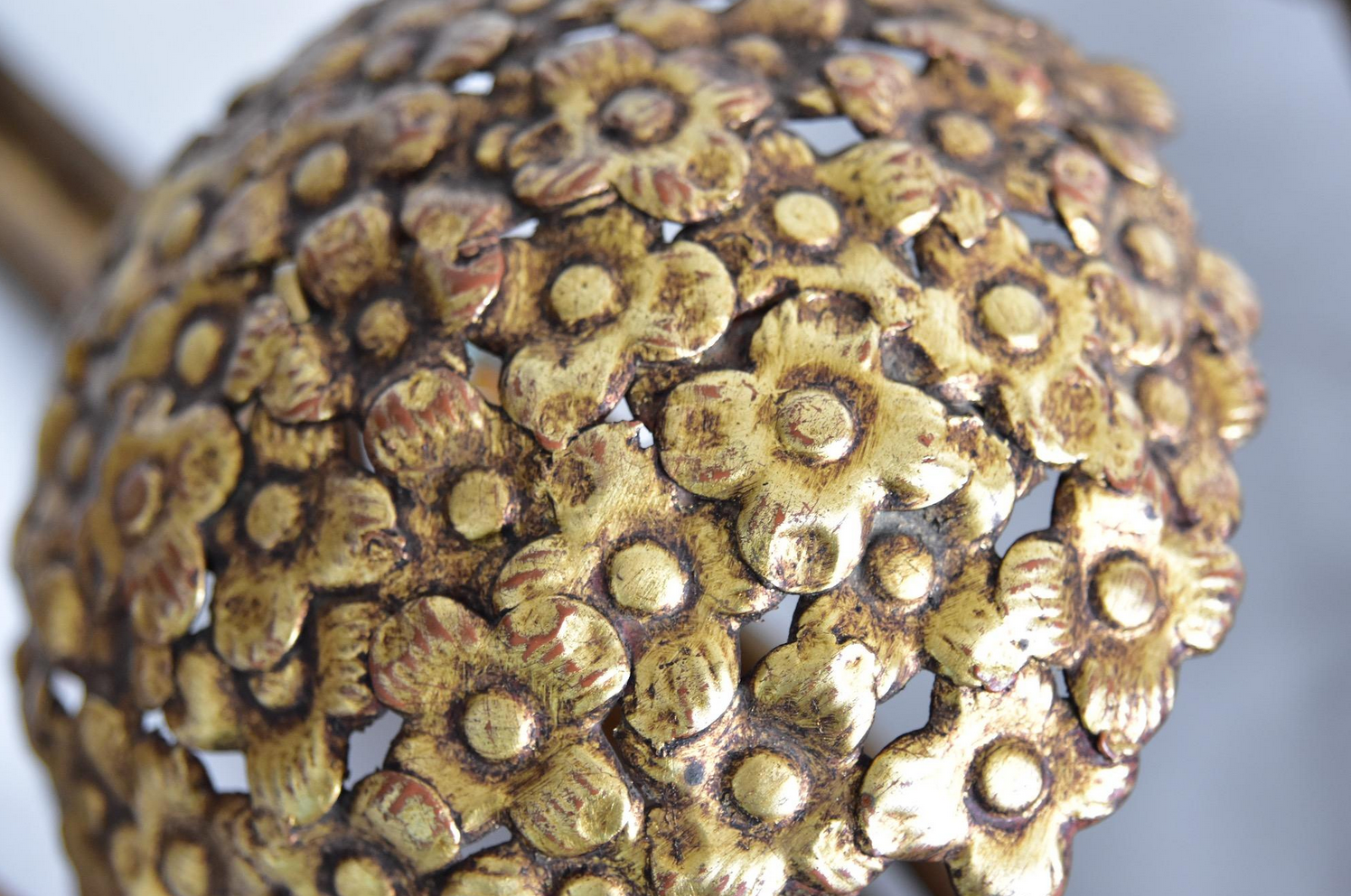 1960s hydrangea Palladio wall Sculpture Lamp Made in Italy