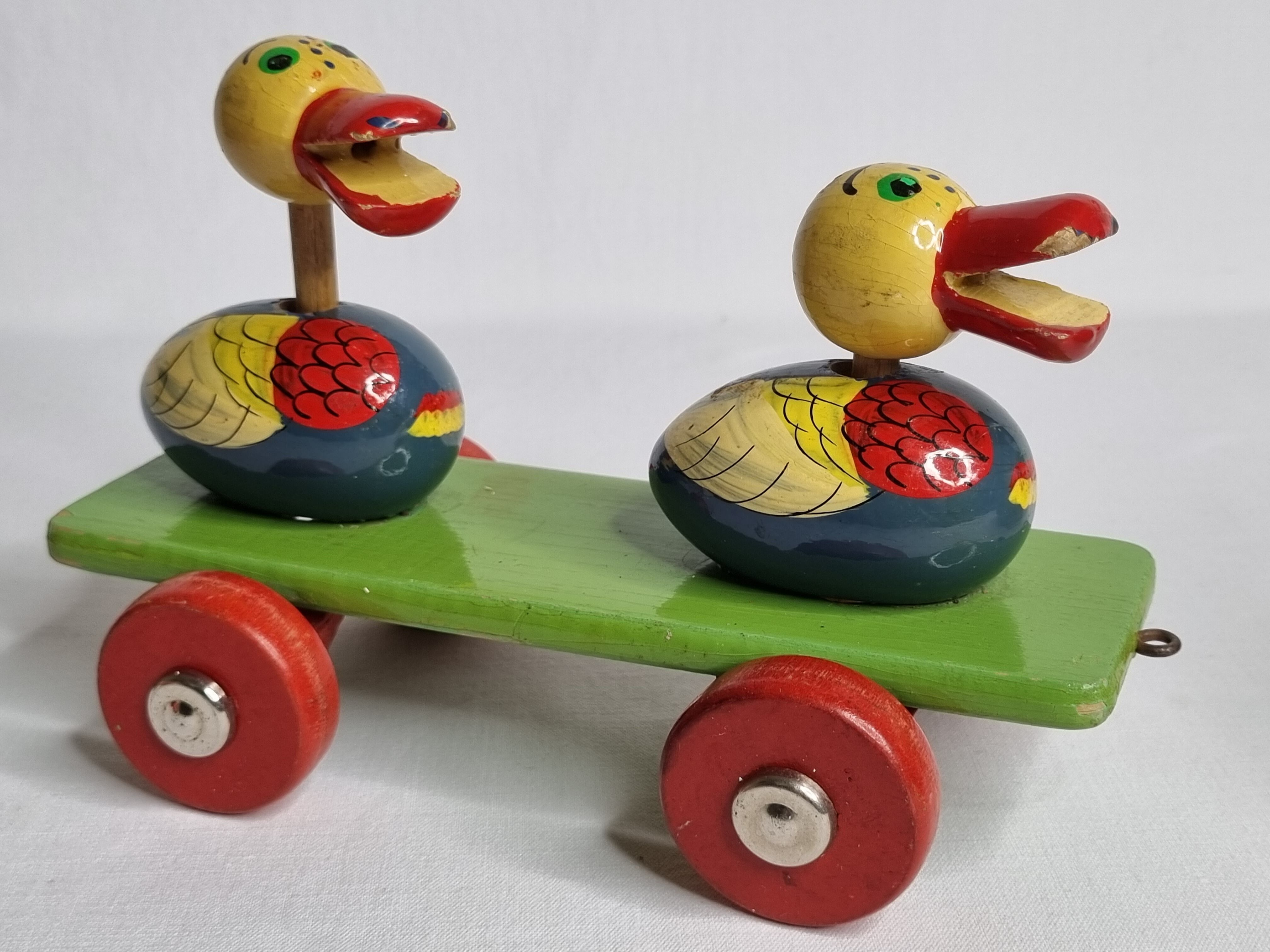 Set of three vintage pulling toys, 50s-60s