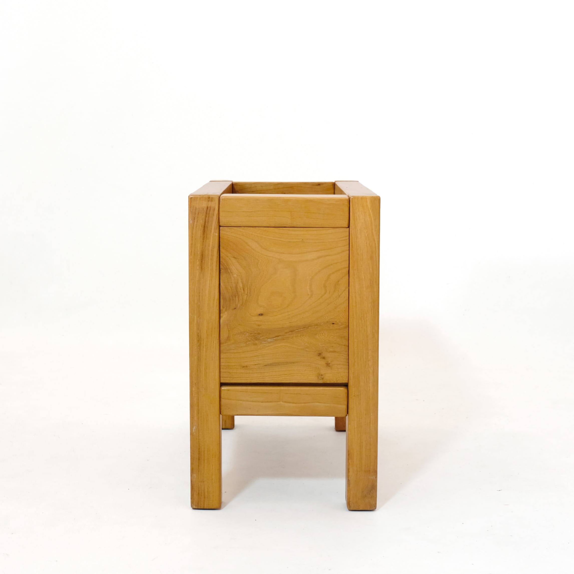 Solid wood planter from the 1970s-1980s.