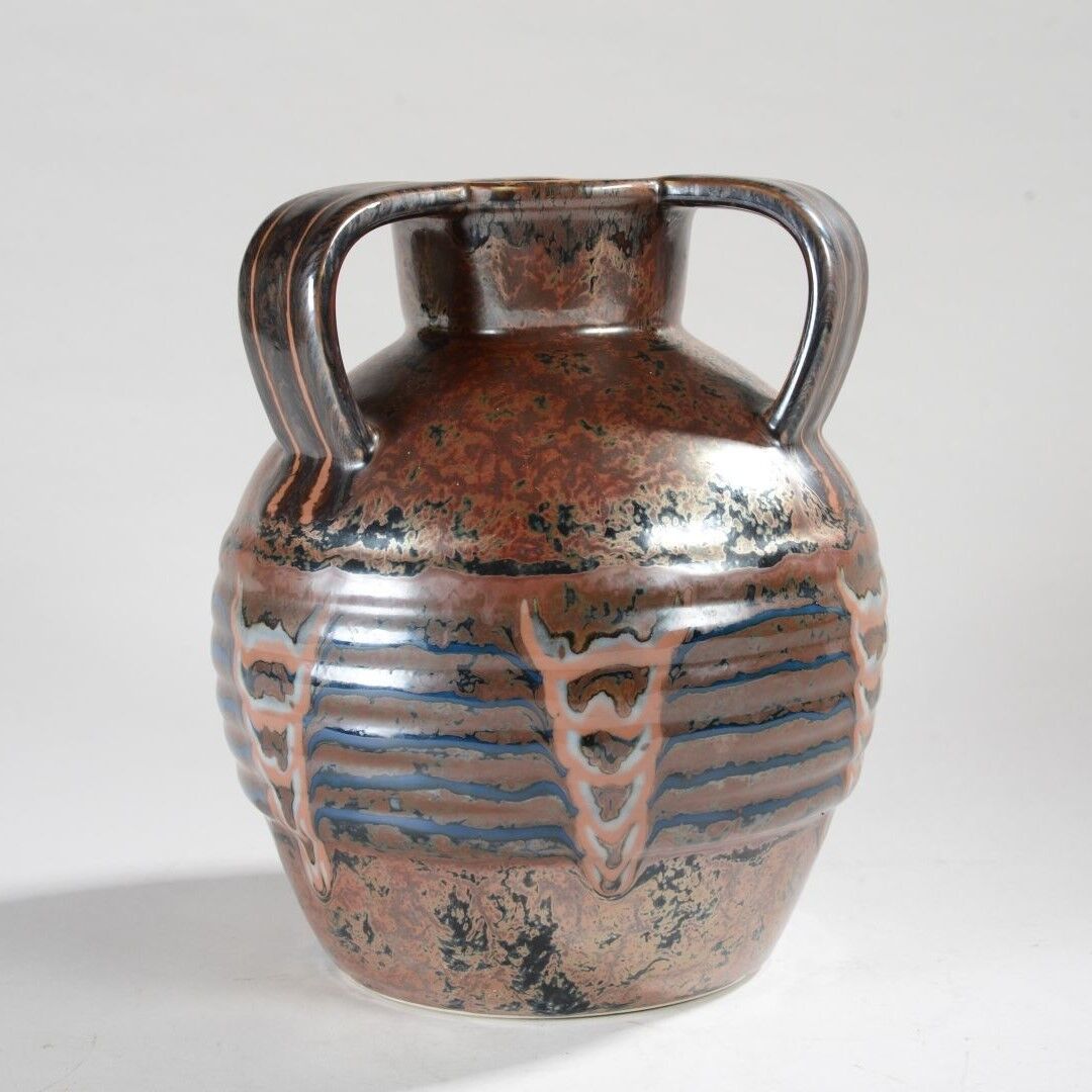 Snapdragon vase in Limoges porcelain by Camille Tharaud