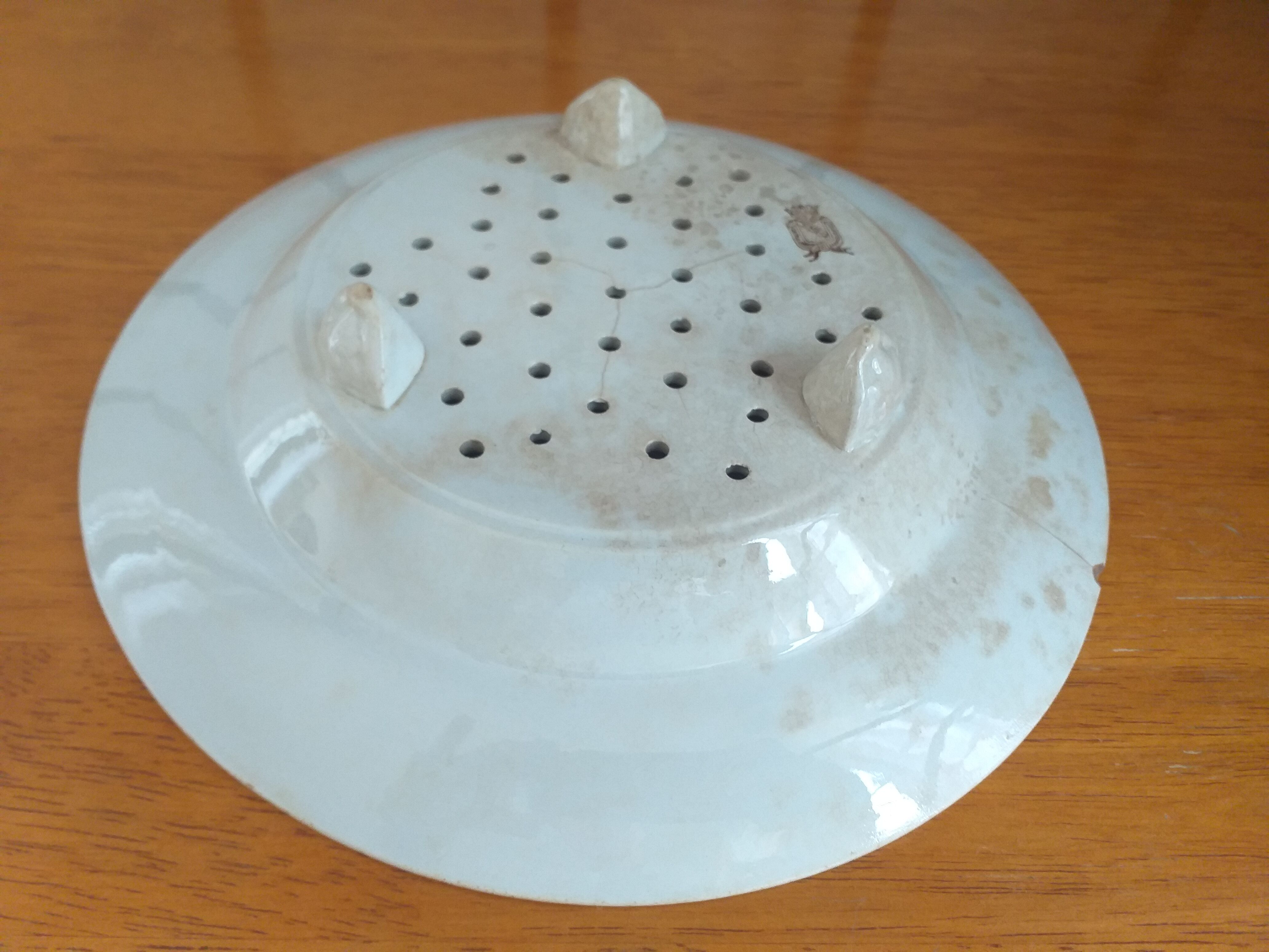 Porcelain asparagus plate/drainer