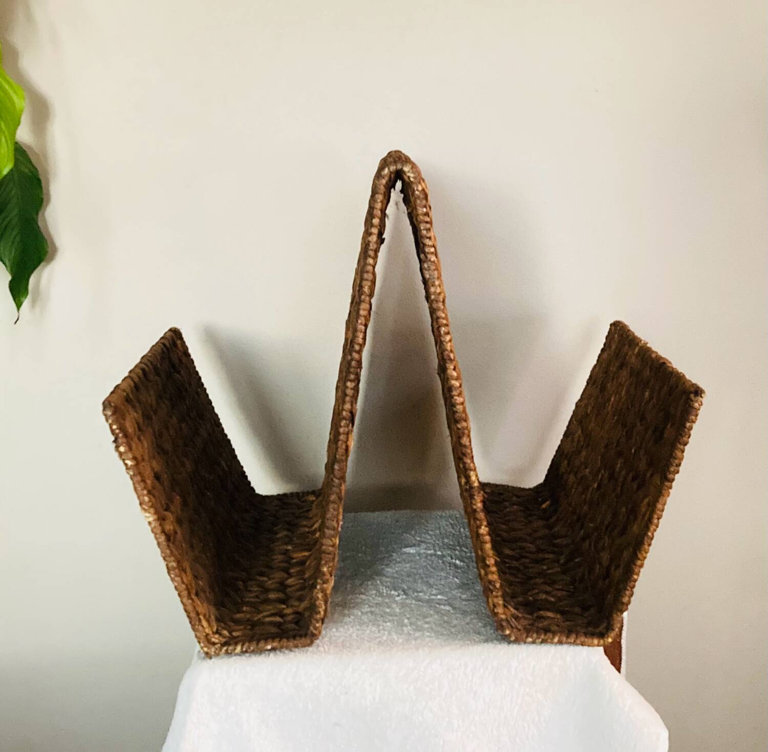 Scandinavian magazine rack, 1970s
