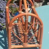 Vintage rattan magazine rack – Natural and retro elegance