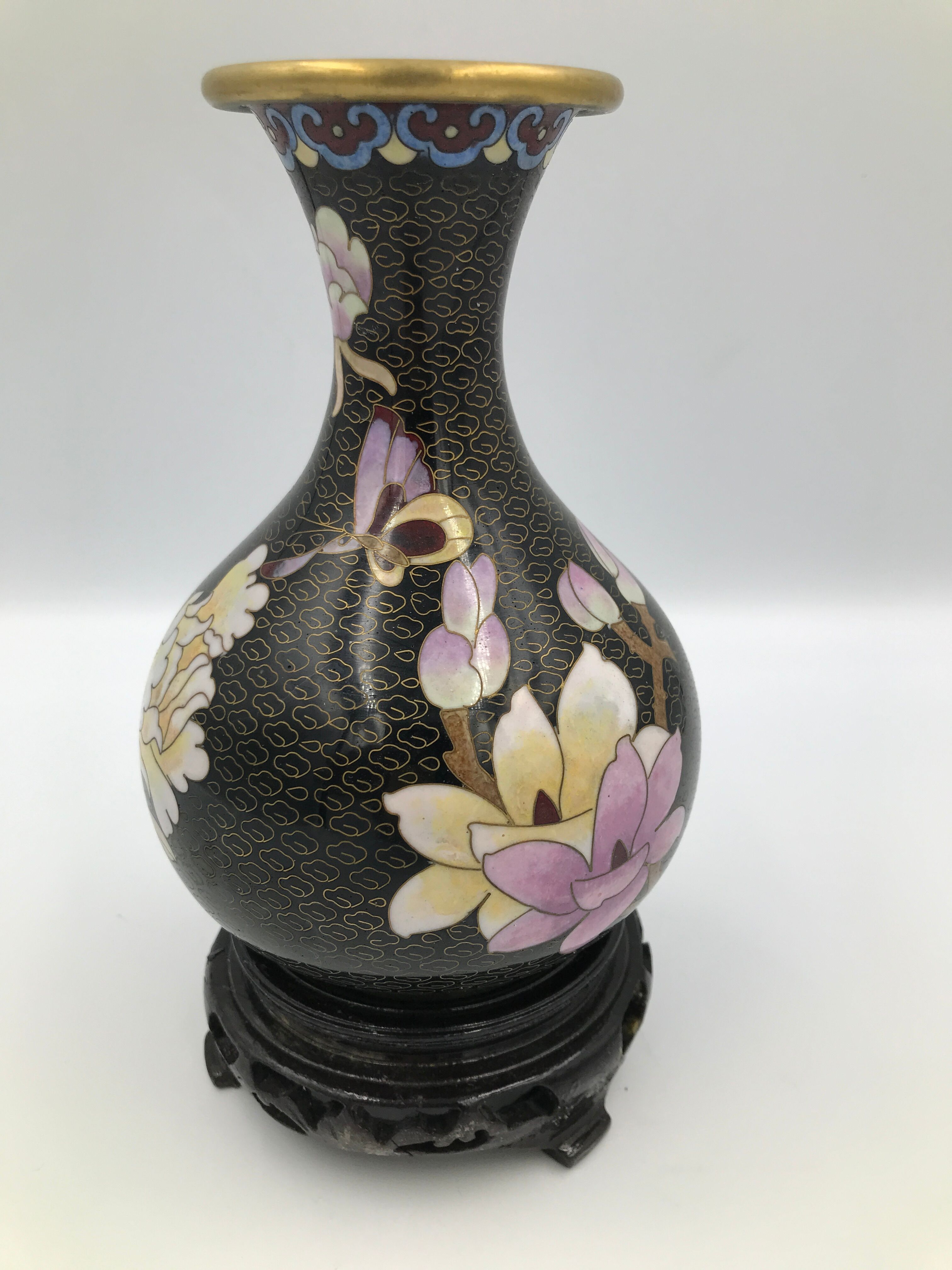 Vintage chinese vase black cloisonné