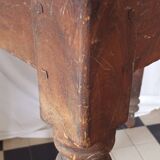 Table with turned legs