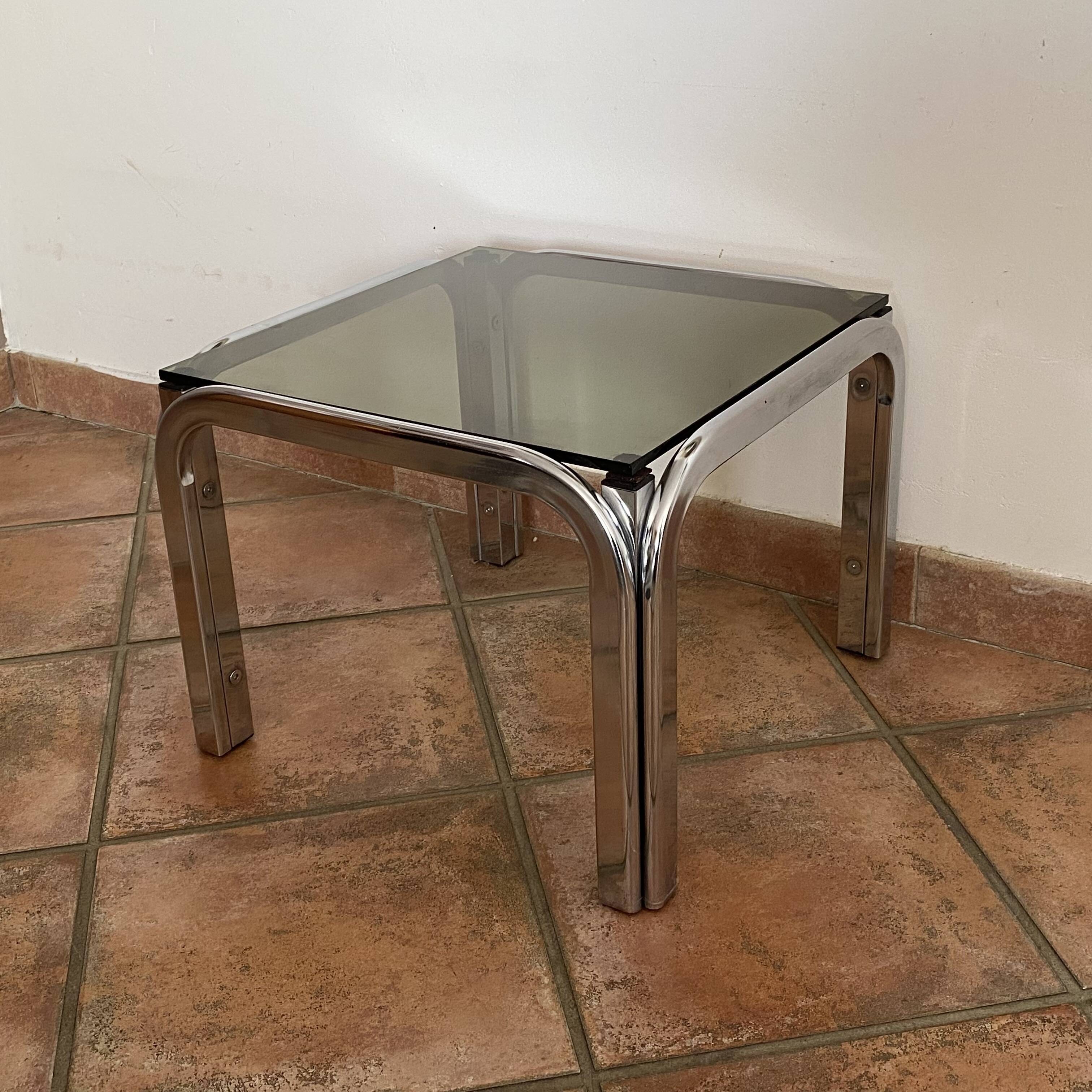 Coffee table or bedside table. 1970. Space age.