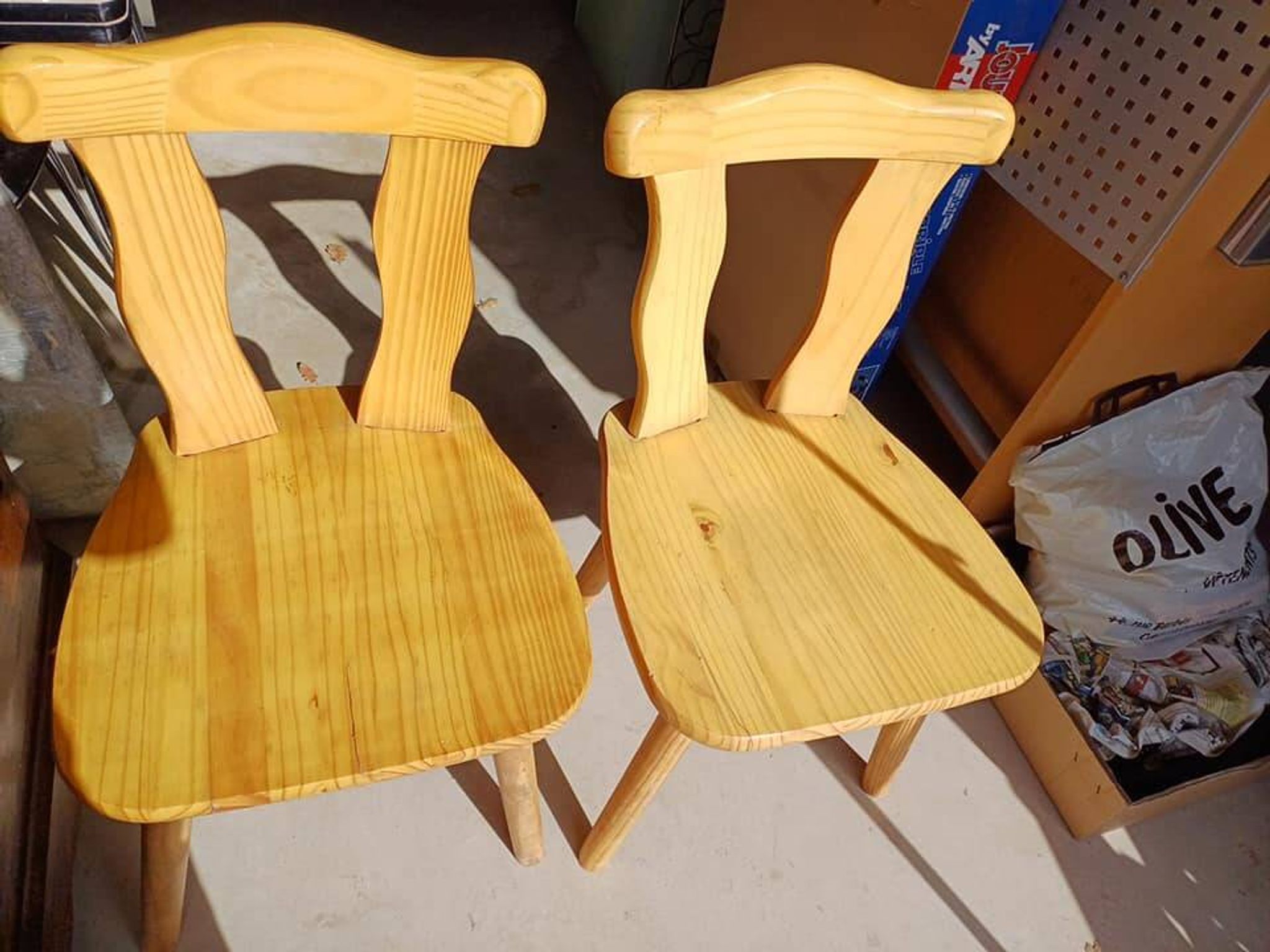 2 country Bavarian chairs
