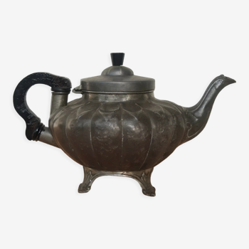 Old pewter teapot stamped Broadhead Sheffield vintage
