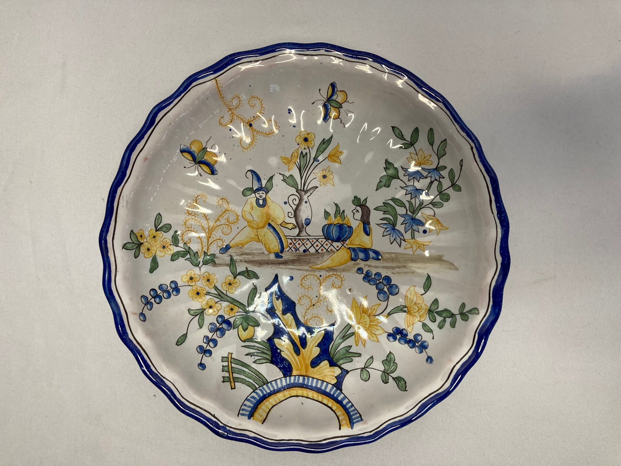 Montagnon, old earthenware plate, Nevers, 19th century
