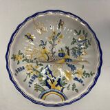 Montagnon, ancienne assiette en faïence, Nevers, XIXème