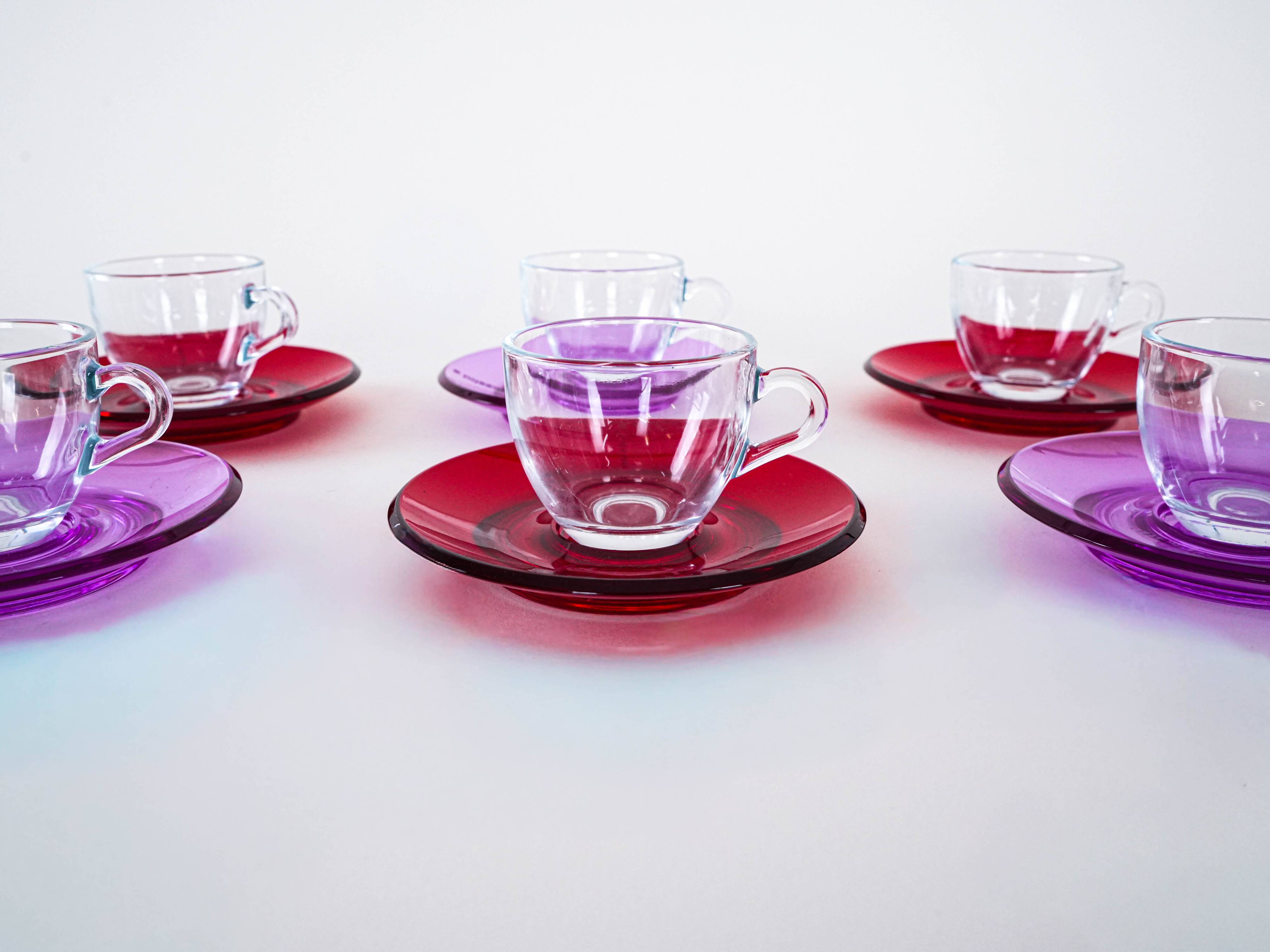 Set of glass cups, Italian design, 1970s, manufactured by Fratelli Guzzini