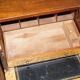 Commode de campagne estampillée Army & Navy C.S.L avec bureau rabattable