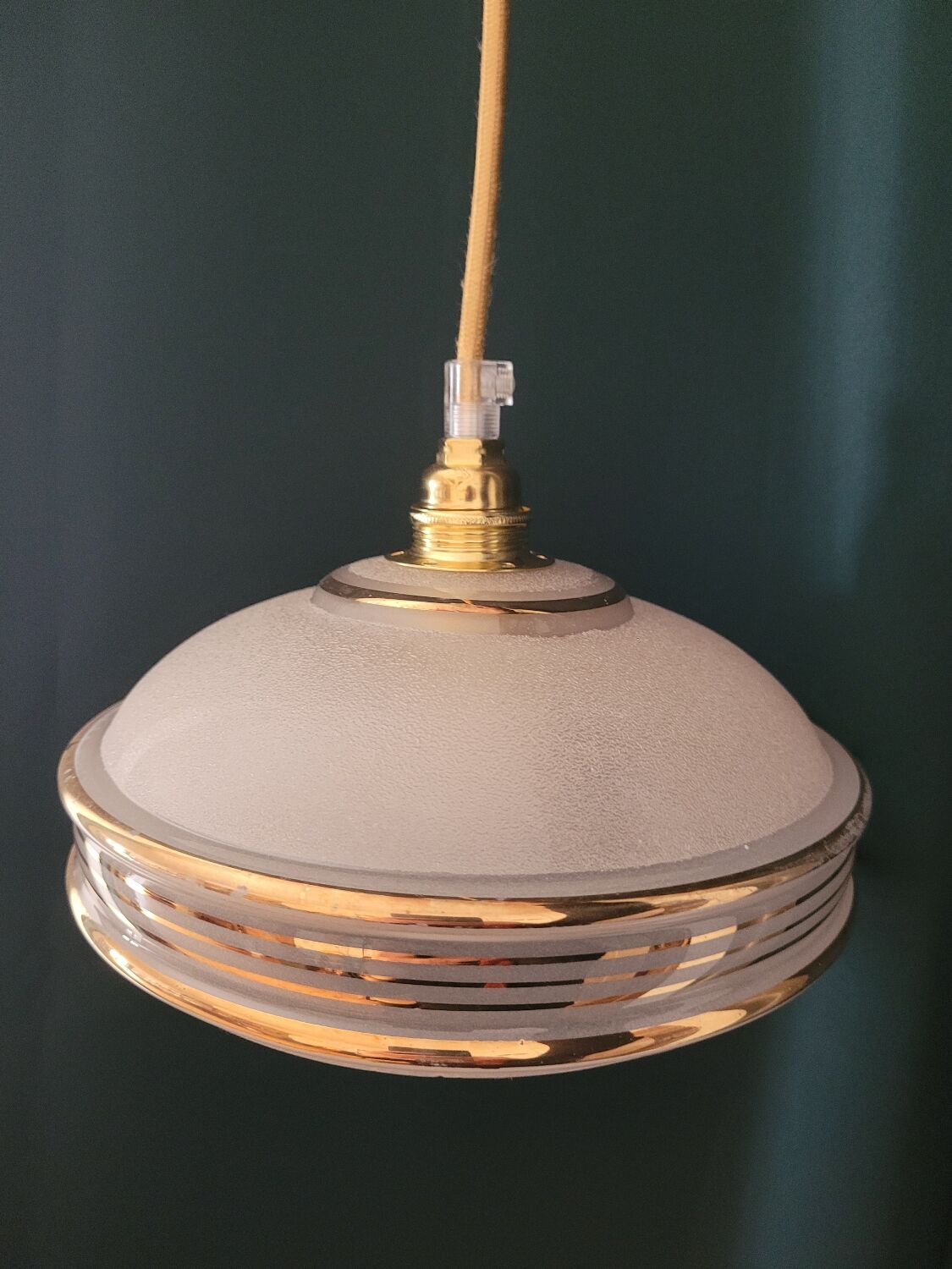 Frosted glass saucer lamp with golden edges