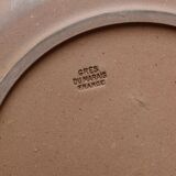 Flat plates in sandstone from the vintage 70s marsh