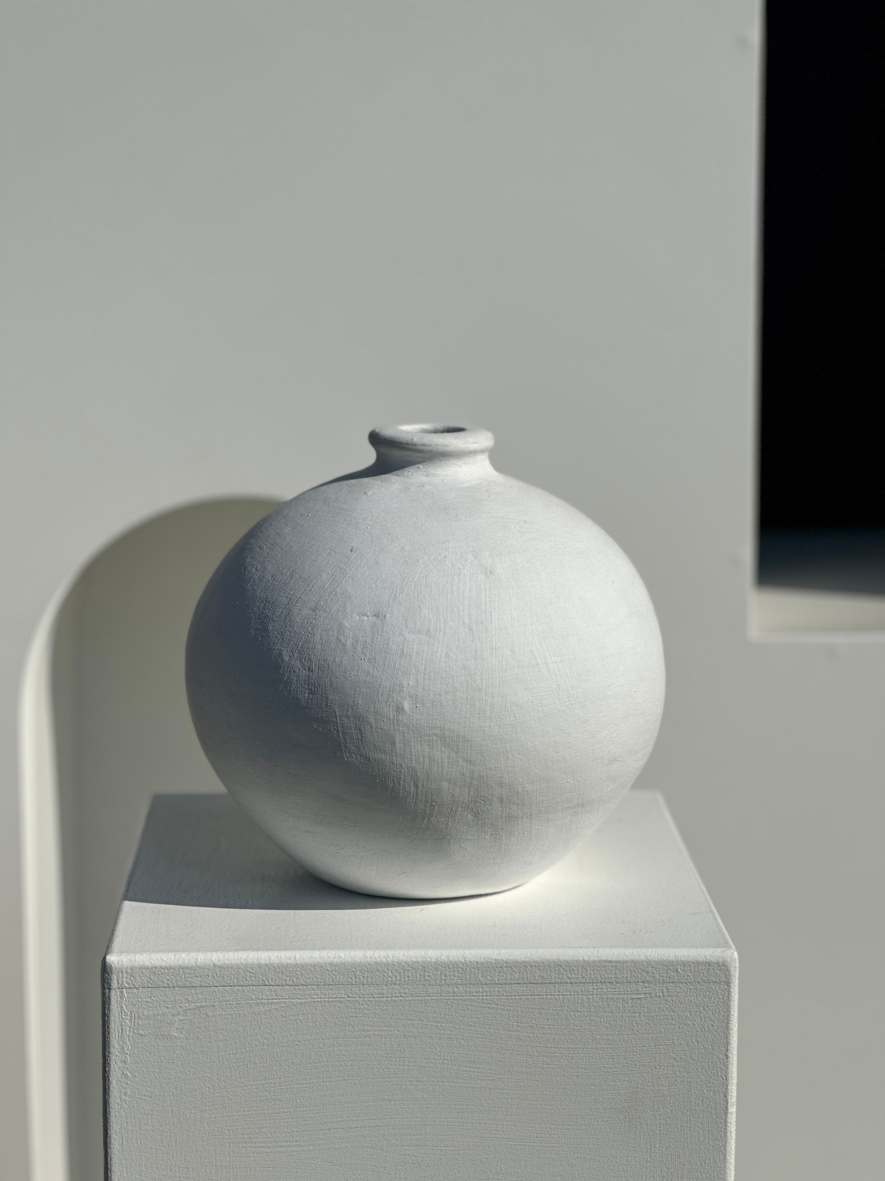 Handcrafted terracotta ball vase painted white H:24 D:26