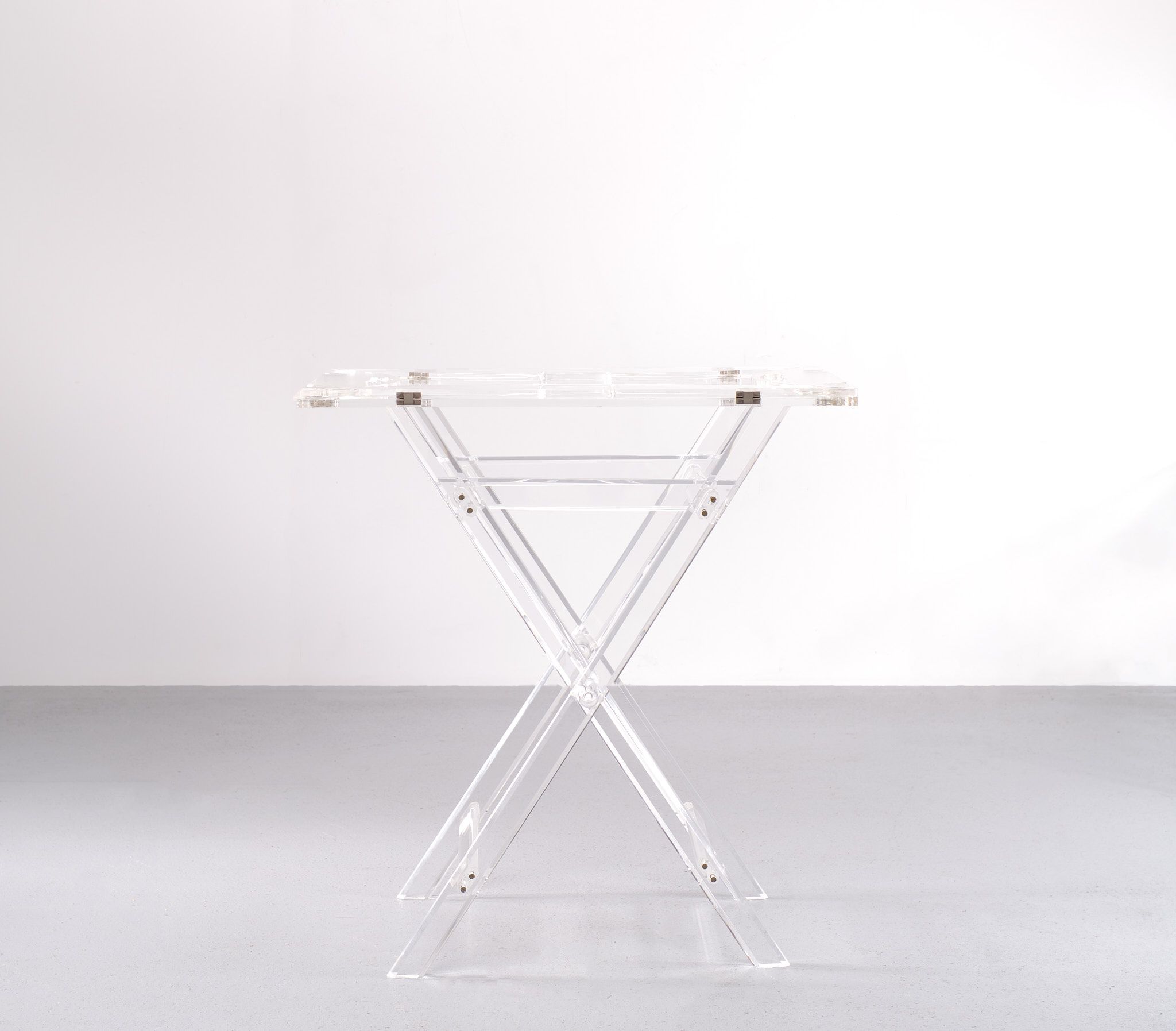 Table lucite, France, années 1970