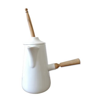 White porcelain chocolatier