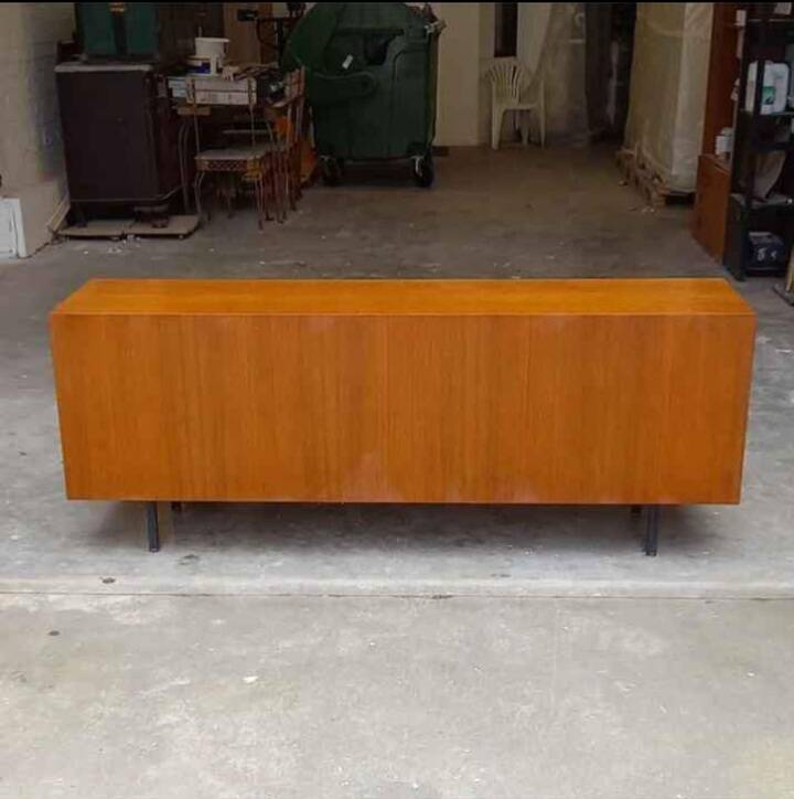 Florence Knoll sideboard in walnut 1960's