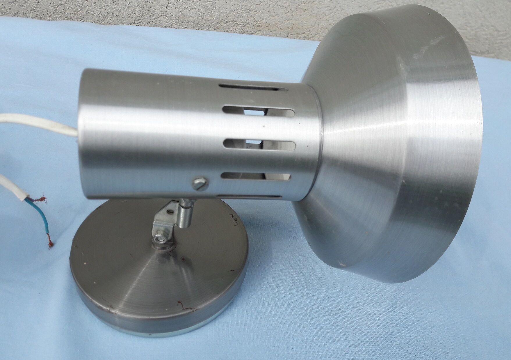 Pair of spot wall lamps