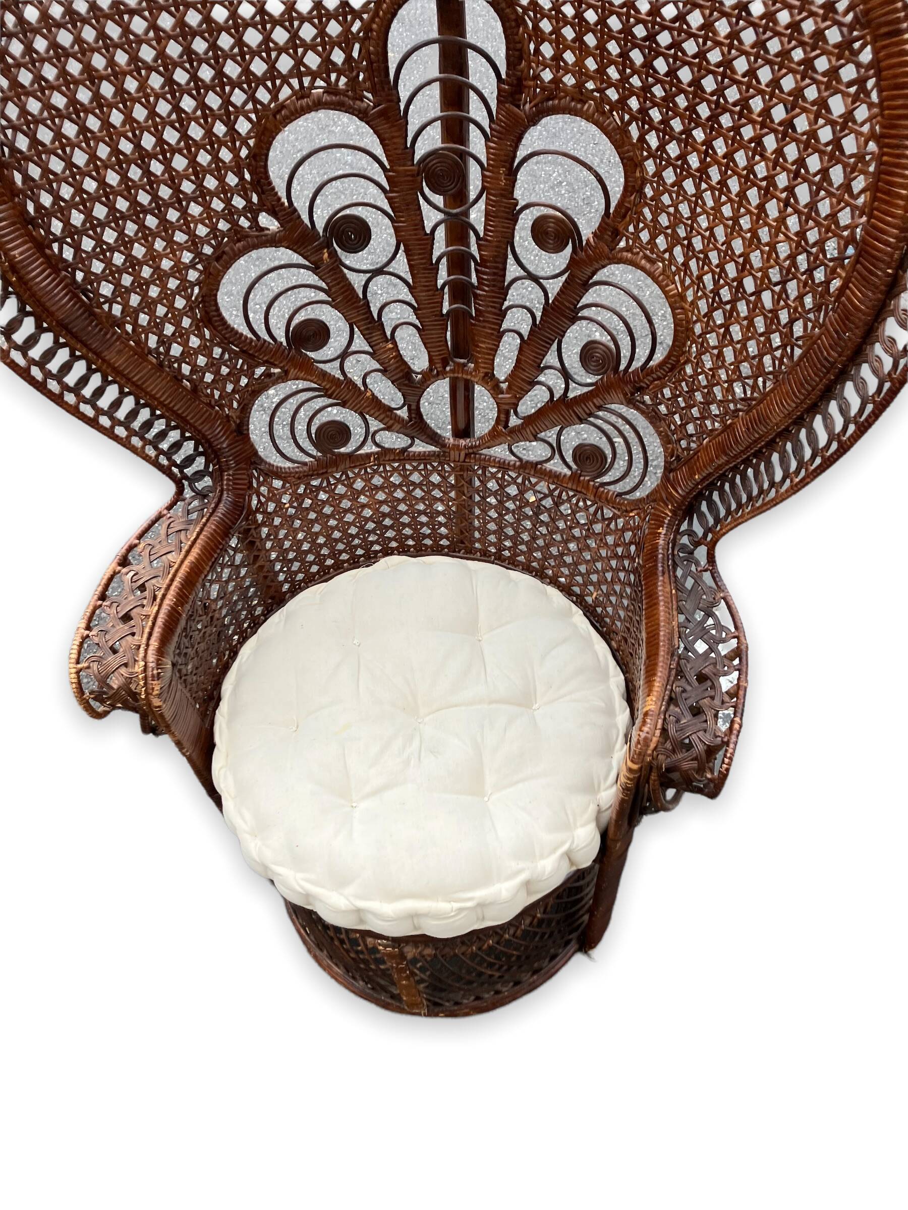 Armchair emmanuelle in rattan model peacock feather