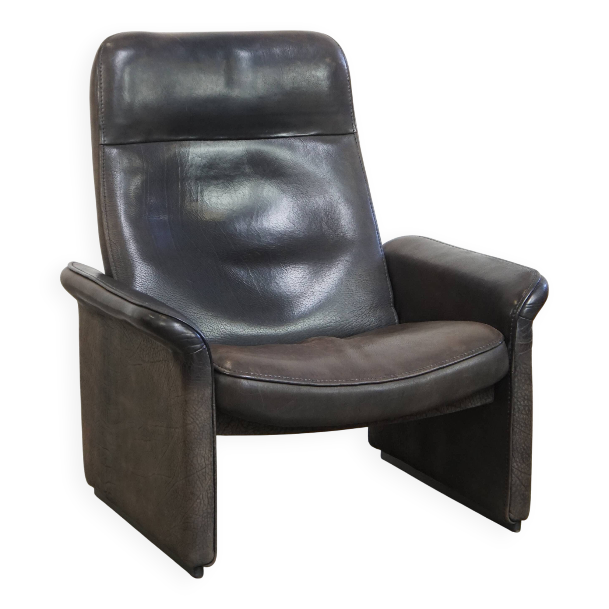 Vintage Leather Design Armchair by De Sede, Model DS50