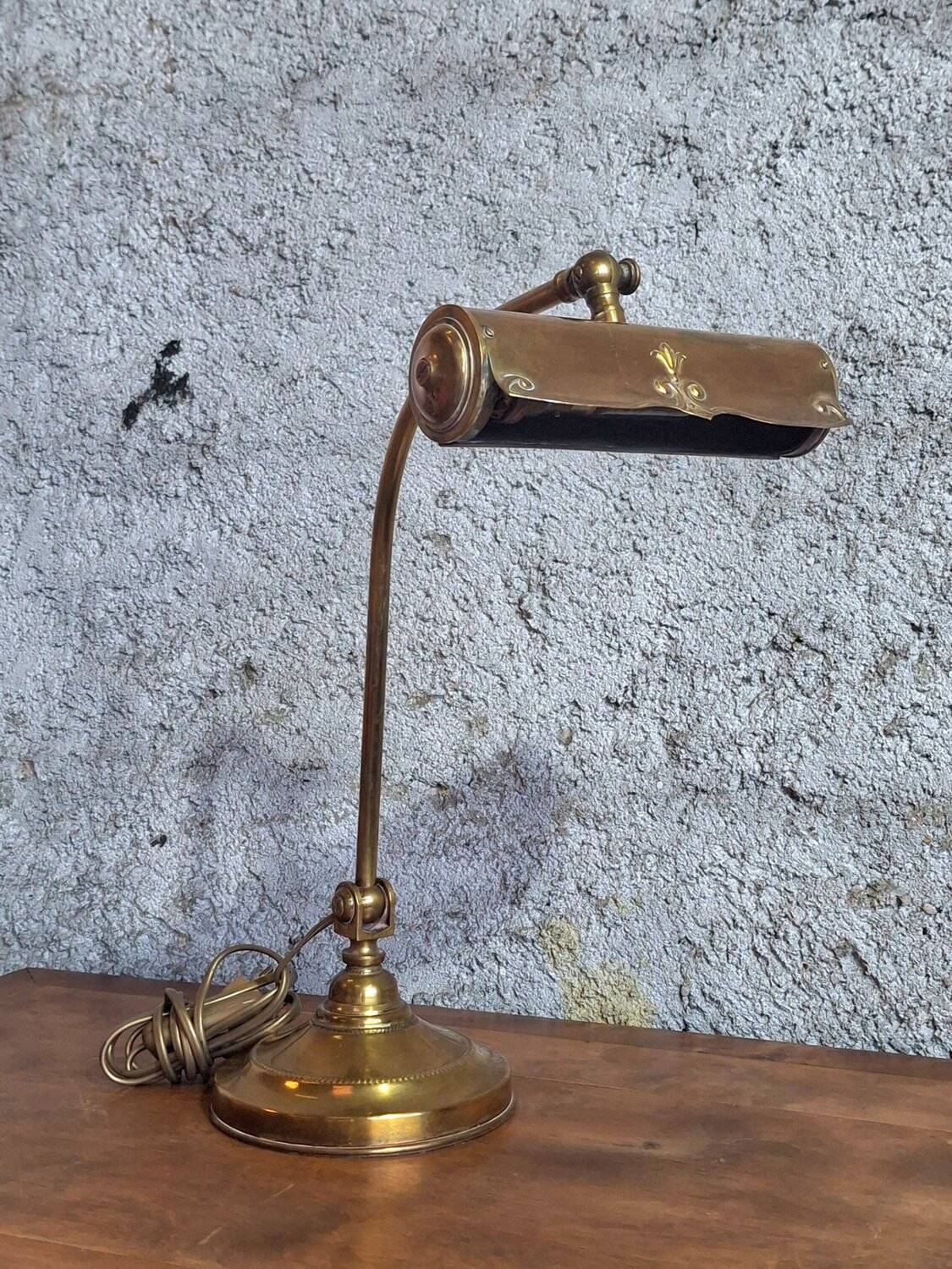 Art Nouveau desk lamp, solid brass with articulated arm – Belle Époque