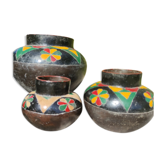 Old polychrome jars