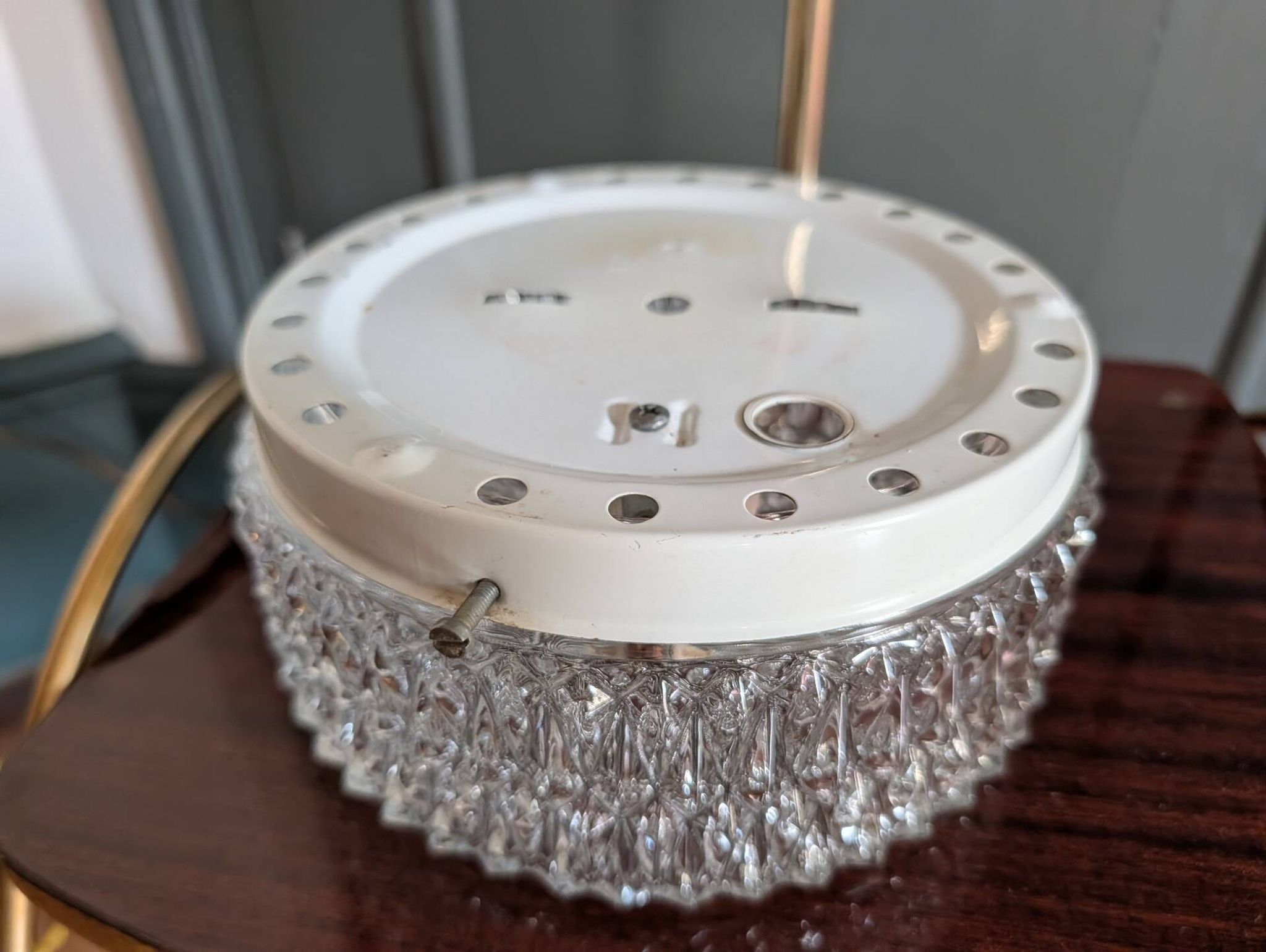 Ceiling light / wall light MATHIAS 1970s – moulded glass with diamond points