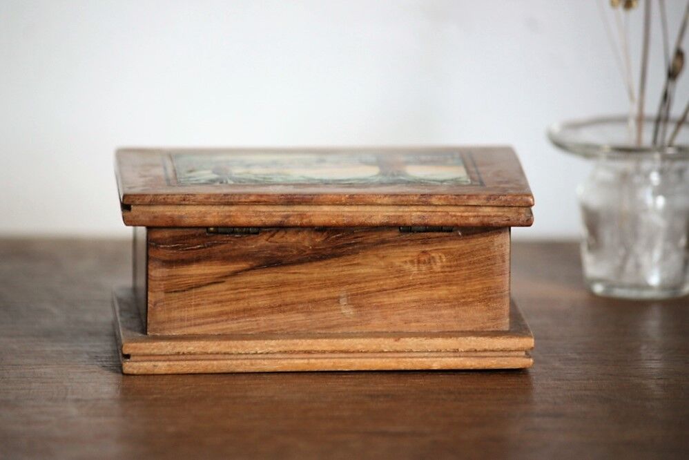 Wooden box