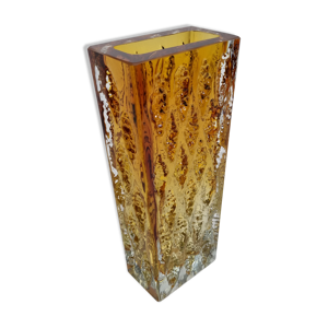 vase en cristal moulé